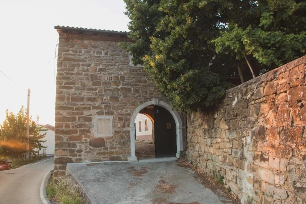 Oltre l’arco