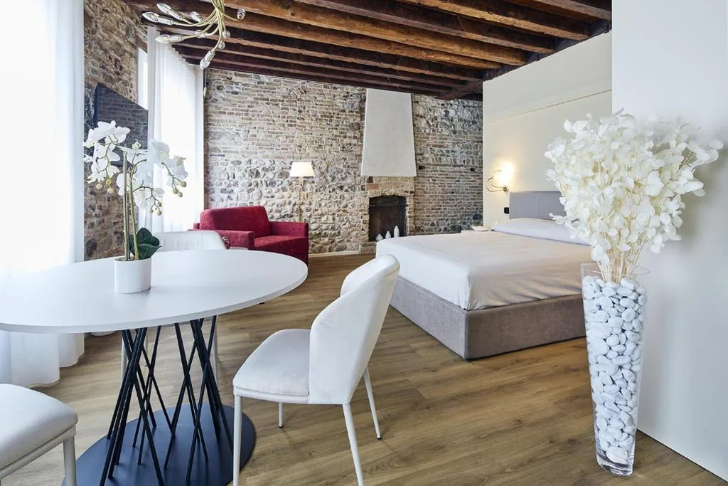 SARPI Apartment & Suite