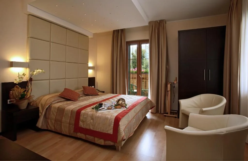 Suite — Hotel Centro Benessere Gardel