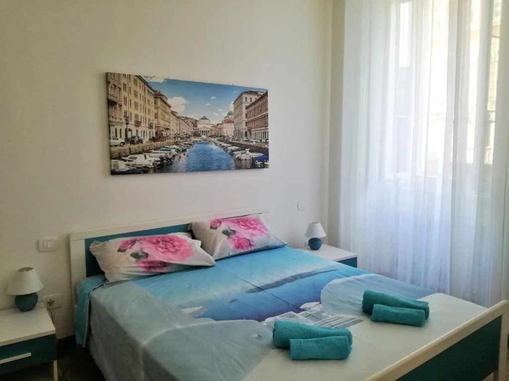 Trieste Center Rooms & Apartments – Fiori di Trieste