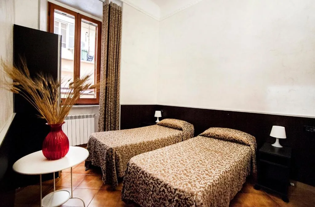 FUNNY ROOMS — foto 5