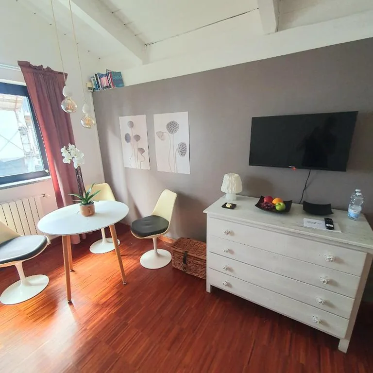 Gaia Suites – A due passi dal centro – Parcheggio privato — foto 8