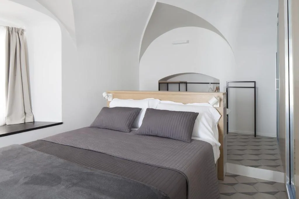 Genova Suite Art
