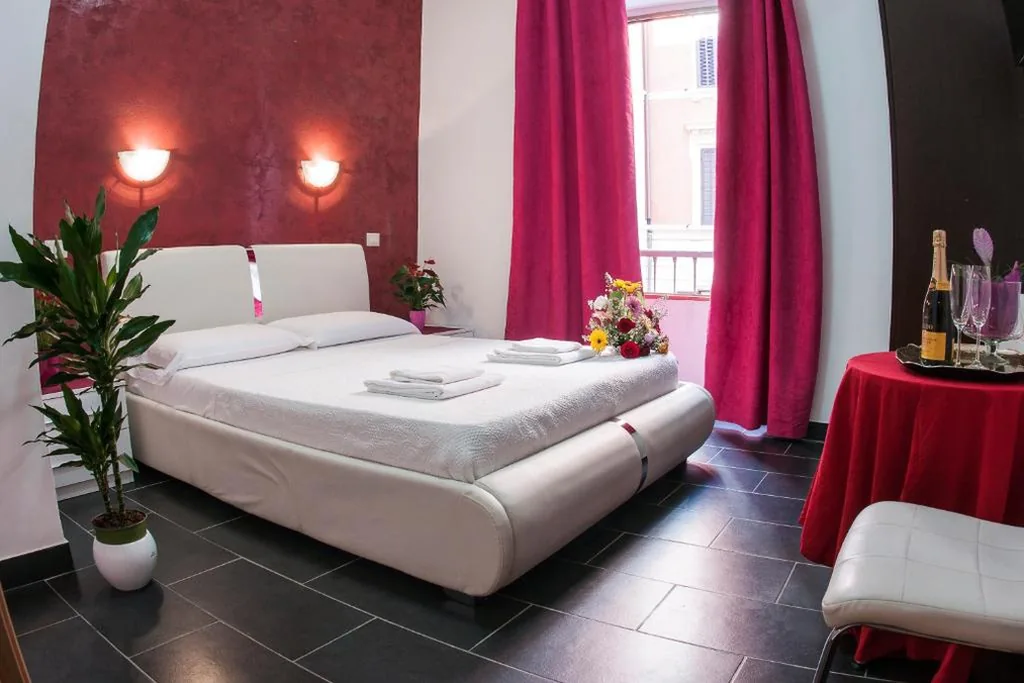 Gio’ Suites