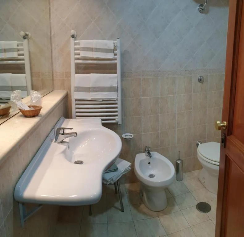 Grand Hotel Pavone — foto 8