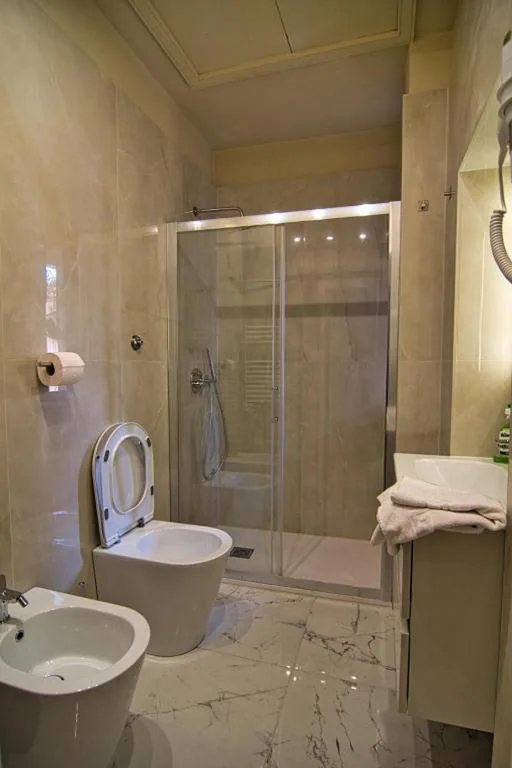 GUEST HOUSE GIL – ROME Colosseum Area — foto 3