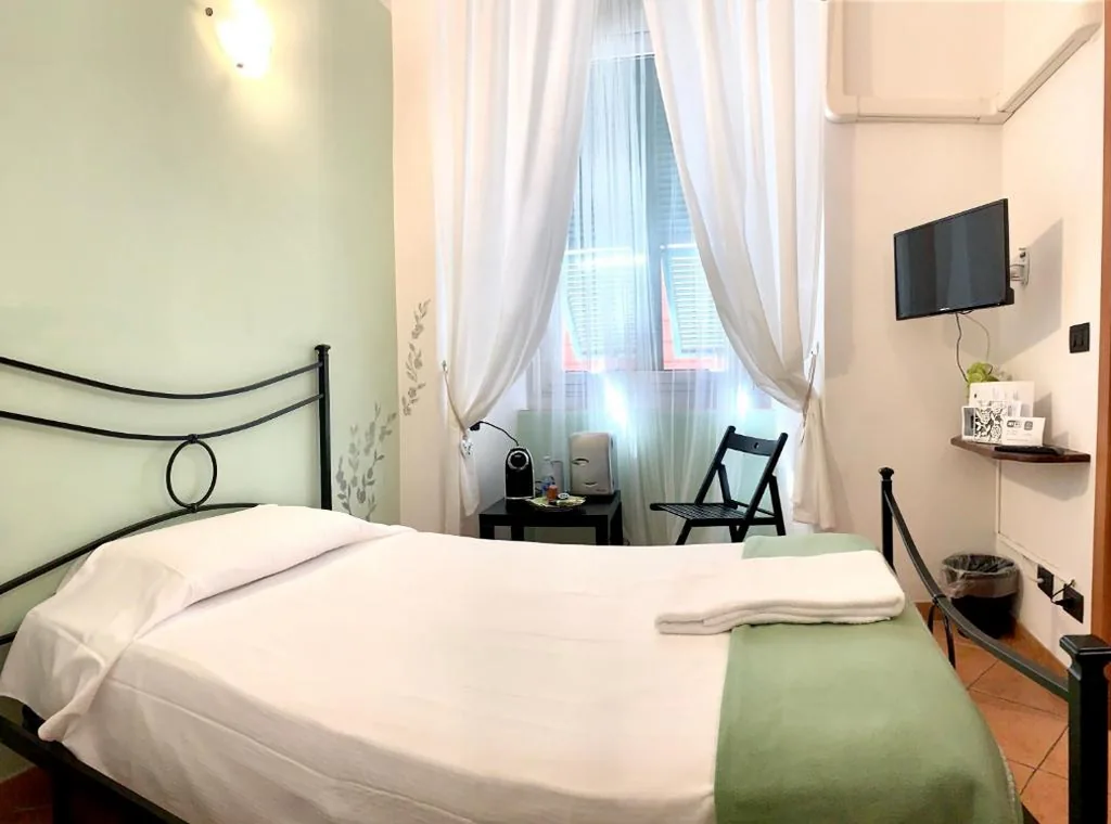 Guest House Virginia’s Rooms-Private free Parking and Top Carignano District — foto 7