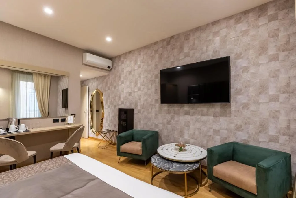 HELMIRAGE Frattina Suite — foto 5