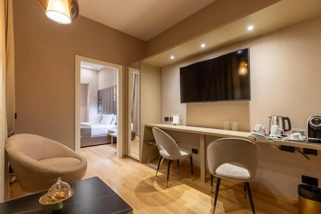 HELMIRAGE Frattina Suite — foto 8