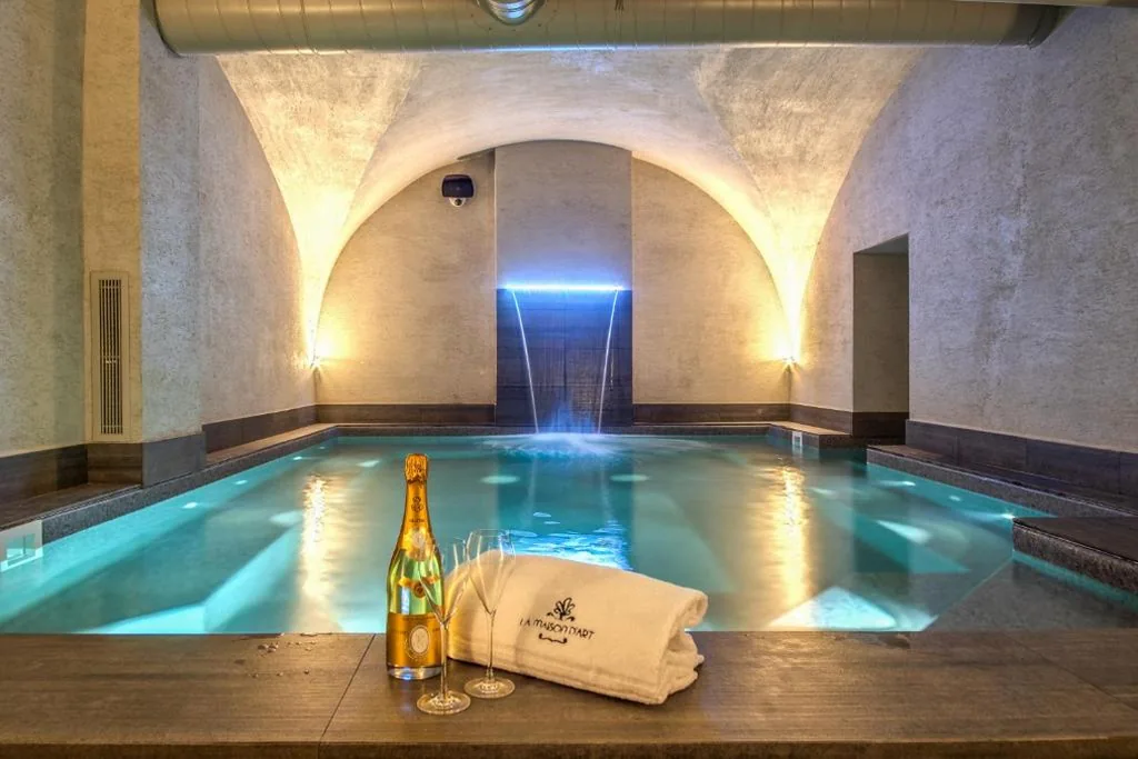 Hotel 77 Seventy-Seven – Maison D’Art Collection