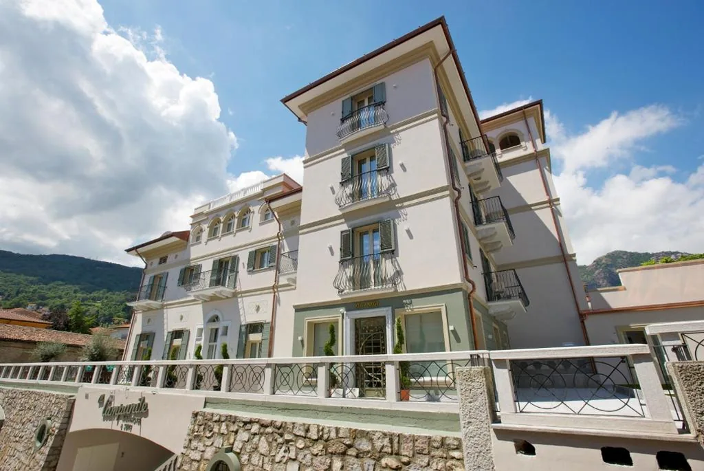 Hotel Al Campanile – Luxury Suites & Apartments