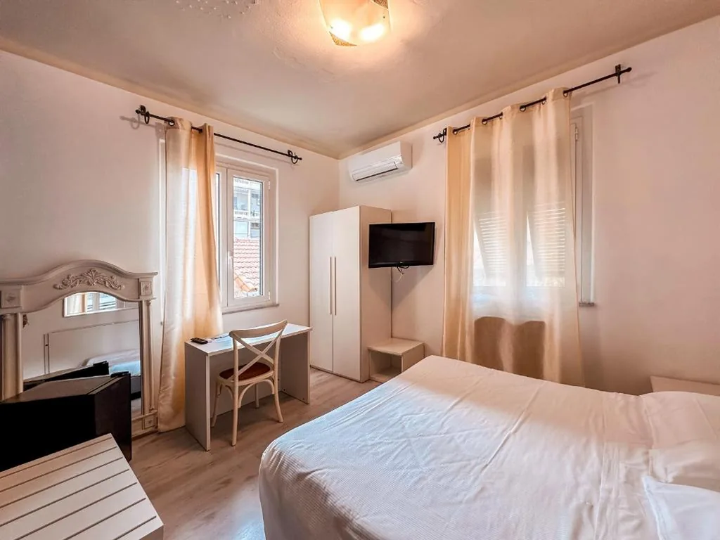 Hotel Alba