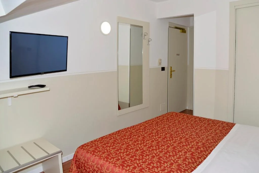 Hotel Amadeus — foto 4