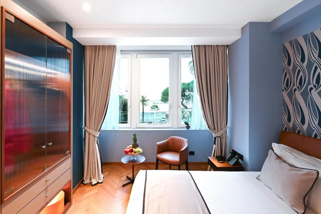 Hotel Astoria