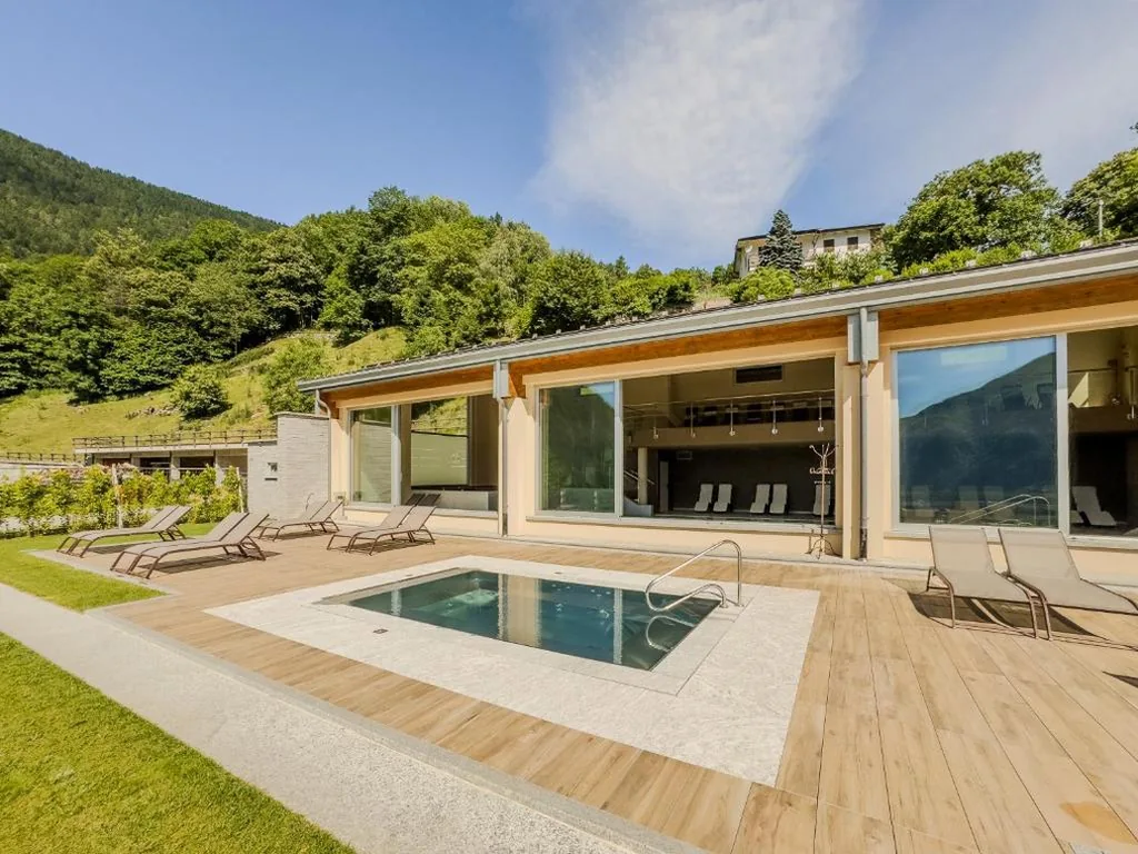 Hotel Belvedere Wellness&SPA a Crodo, con piscina coperta e sauna