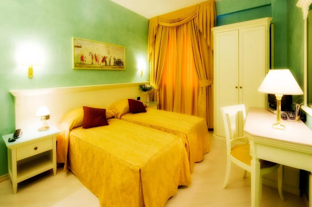 Hotel Bright