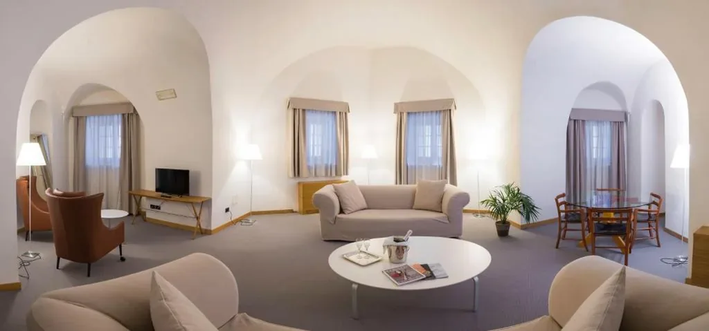Hotel Cavour Et Des Officiers — foto 4