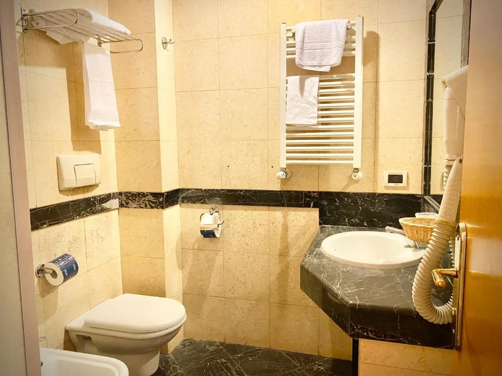 Hotel Champagne Palace — foto 8