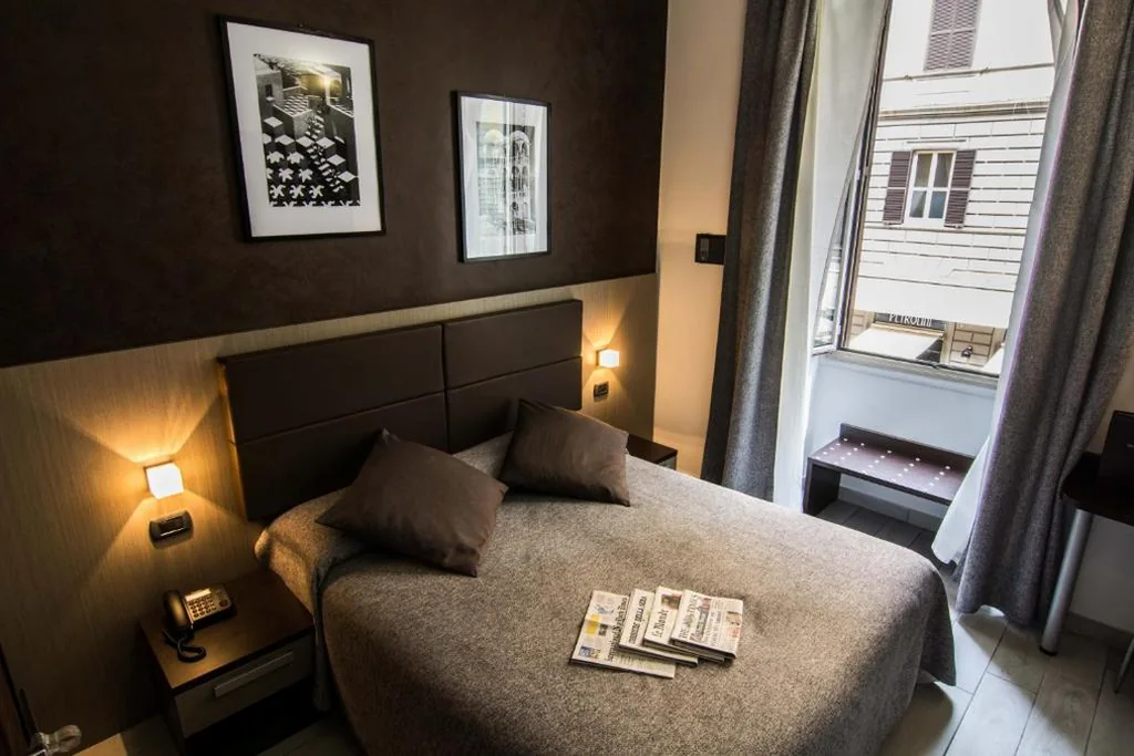Hotel Charter