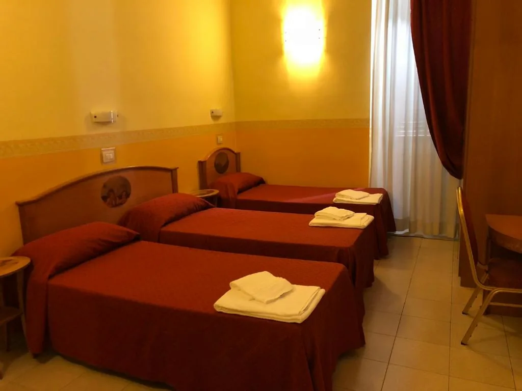 Hotel Cherubini — foto 4