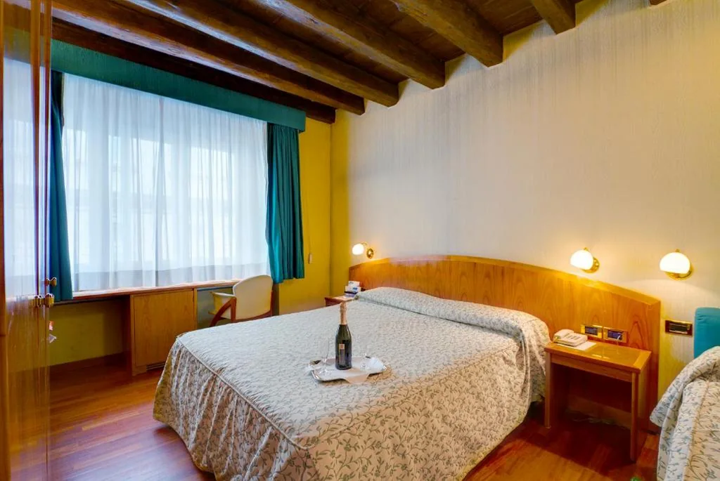 Hotel Corot
