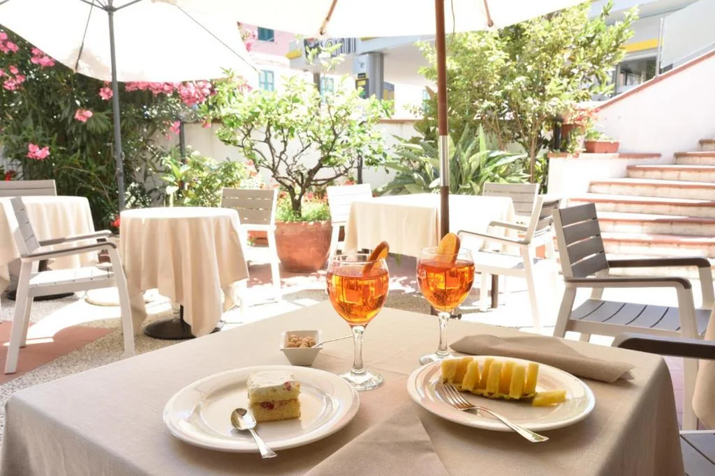 Hotel Diano Marina Mhotelsgroup — foto 8