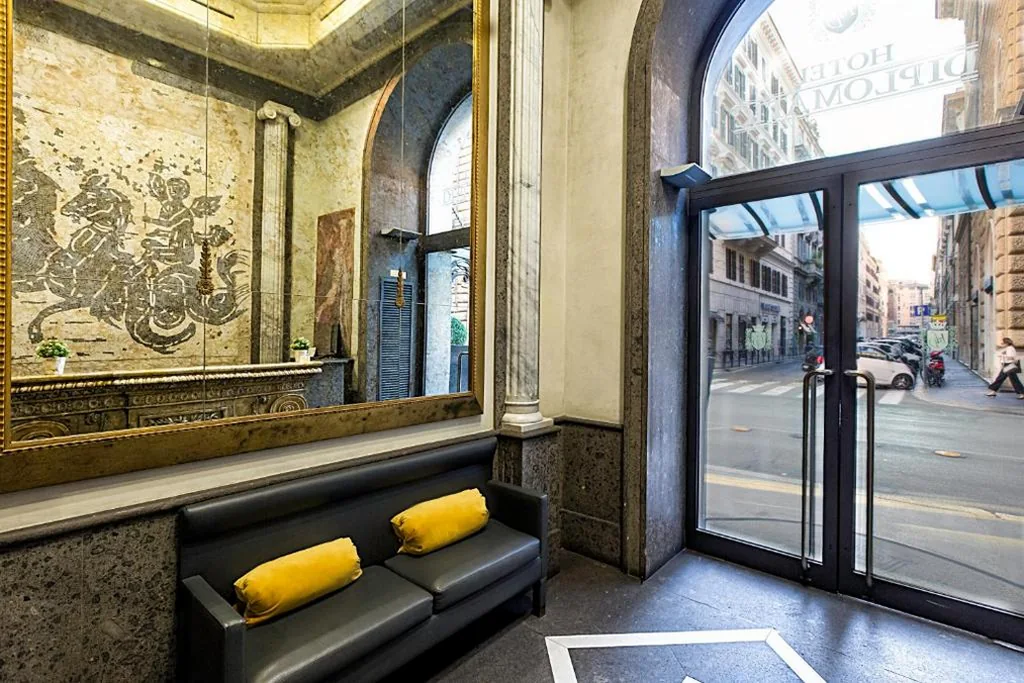 Hotel Diplomatic — foto 8