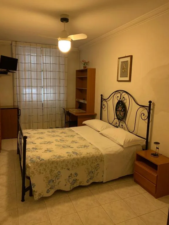 HOTEL ELENA