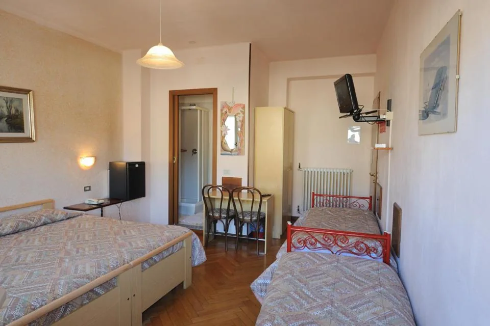 Hotel Elena — foto 7