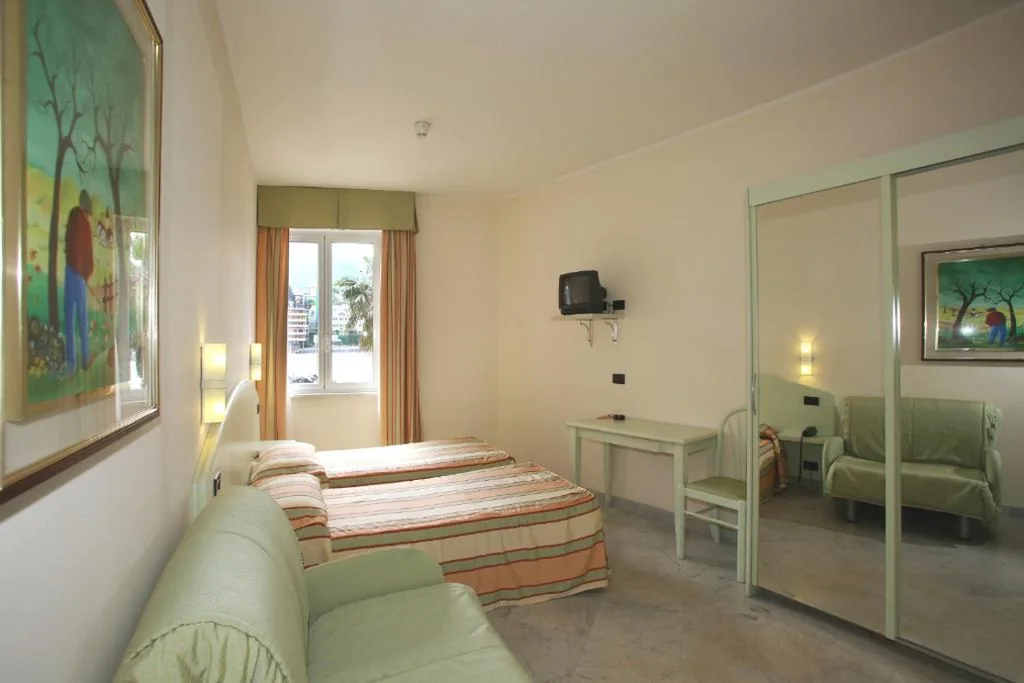 Hotel Elena — foto 8