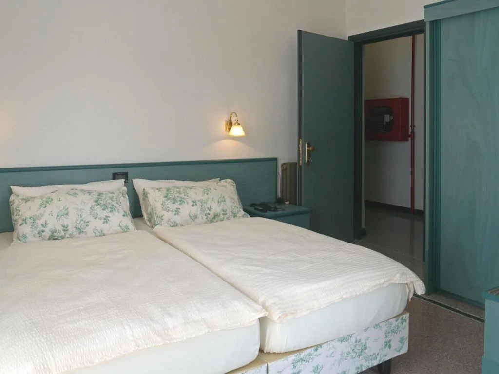 Hotel Flora