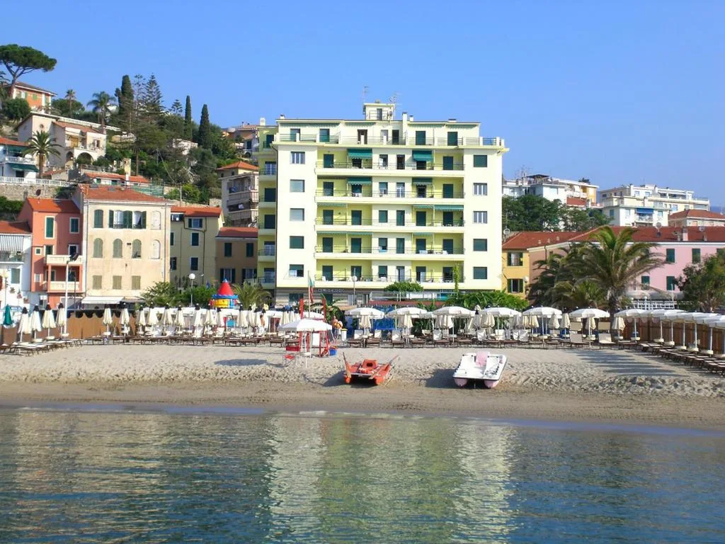 Hotel Ideal