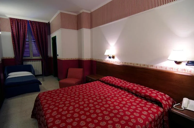 Hotel Iris Crillon