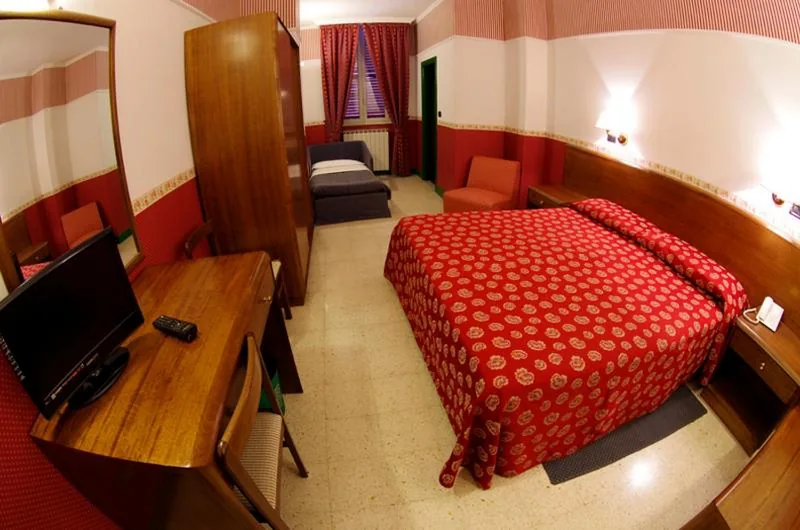 Hotel Iris Crillon — foto 6