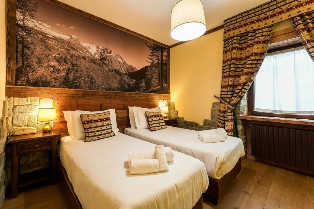Hotel Jumeaux