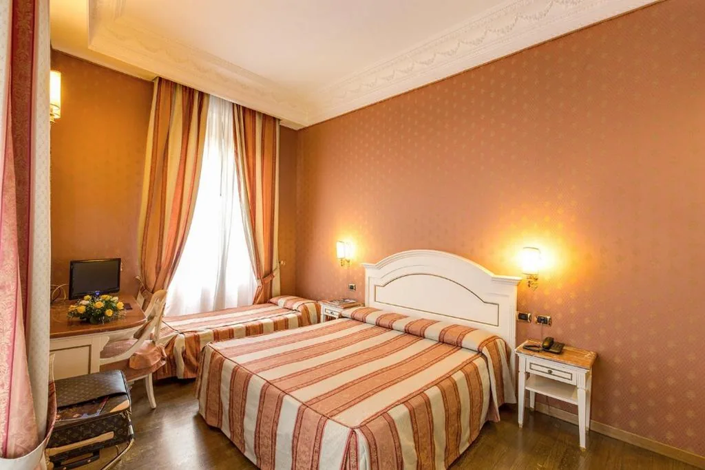 Hotel La Lumiere Di Piazza Di Spagna — foto 7
