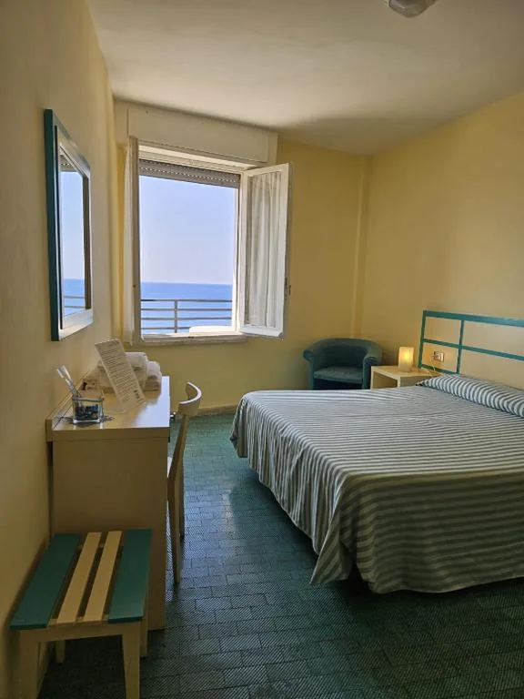Hotel La Scogliera — foto 6