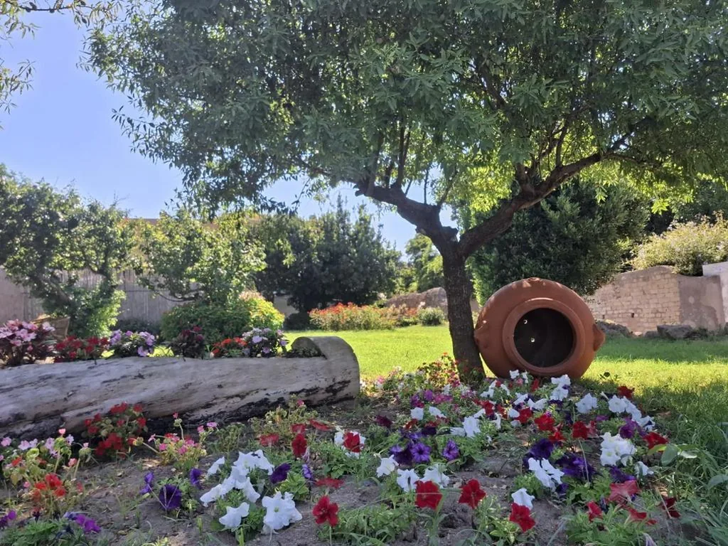 Hotel Lo Smeraldo – Oasi degli Olivi