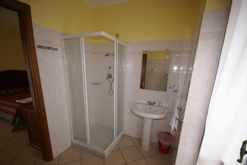 HOTEL LONDRA Locanda Occitana — foto 8