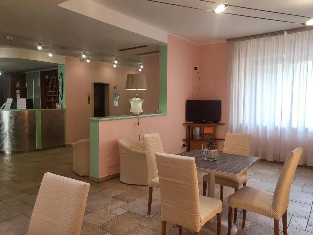 Hotel Lux — foto 5
