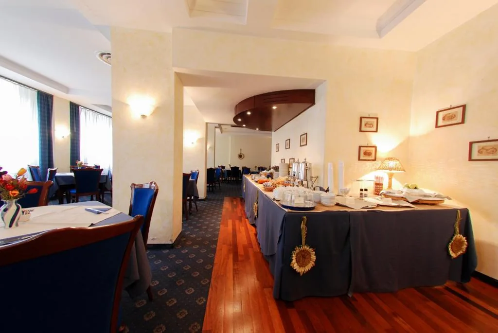 Hotel Mediterraneo — foto 8