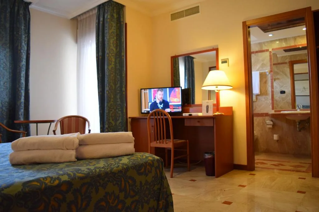 Hotel Palace 2000 — foto 4