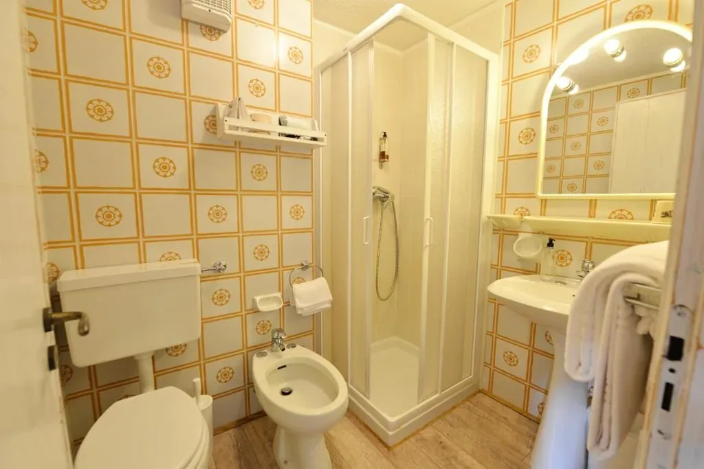 Hotel Petit Dahu – Chambres et Restaurant — foto 7