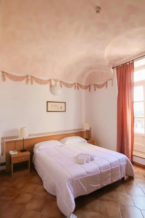 Hotel Portici