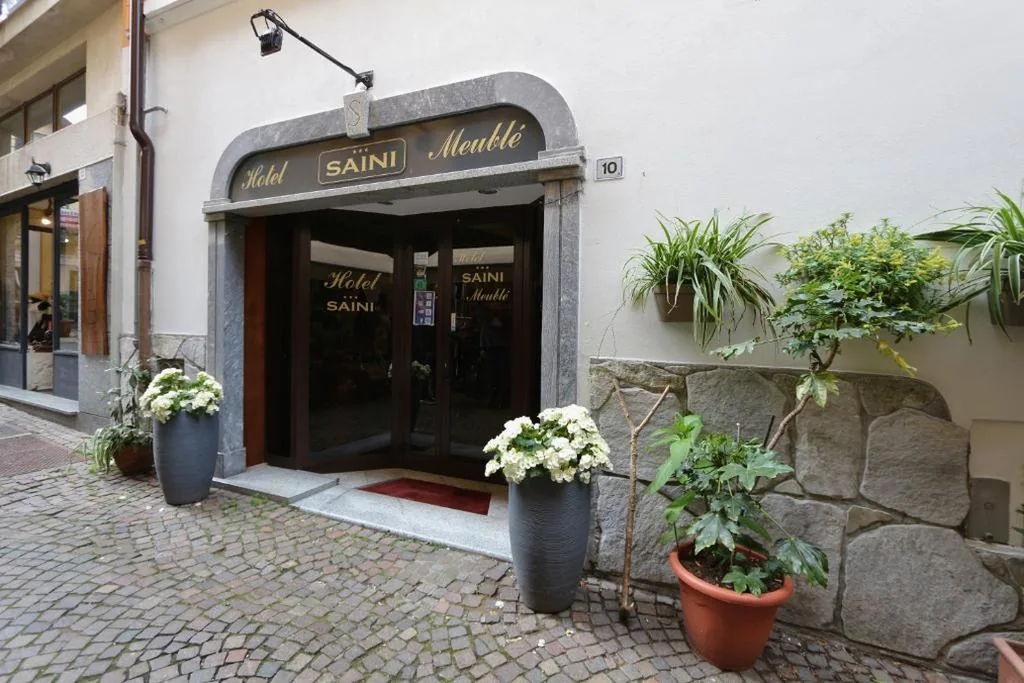 Hotel Saini with Air conditioning