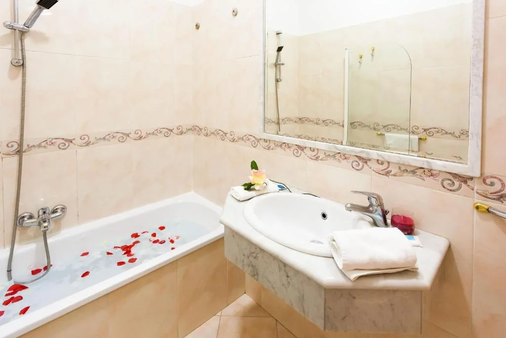 Hotel Suite Caesar — foto 8