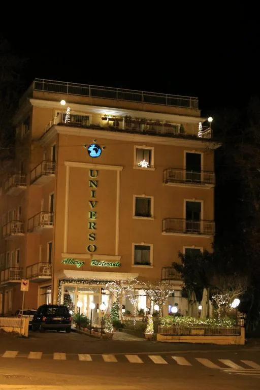Hotel Universo nel centro di Fiuggi, comodo per le terme e i sentieri