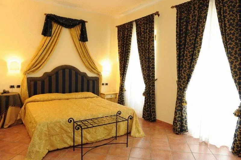 Hotel Urbano V