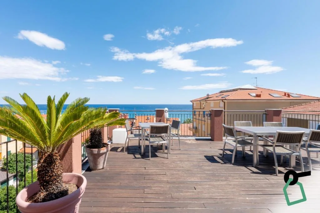 HOTIDAY Room Collection – Alassio Centro — foto 3