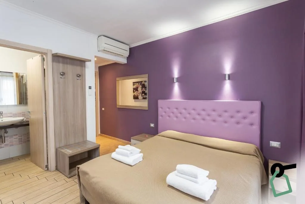 HOTIDAY Room Collection – Roma Barberini — foto 5
